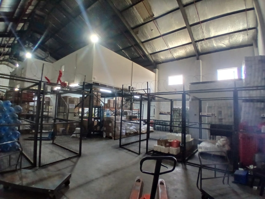 To Let commercial Property for Rent in Oos Einde North West